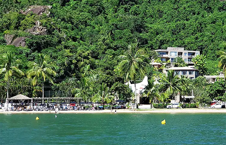 Pacote Promocional em Ilhabel - Nossa Senhora Aparecida em Ilhabela - Hotel Itapemar - Ilhabela