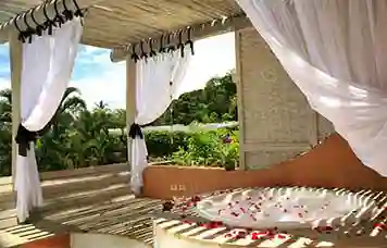 Varanda do  Apartamento Vip com vista para o mar do Hotel Itapemar - Ilhabela